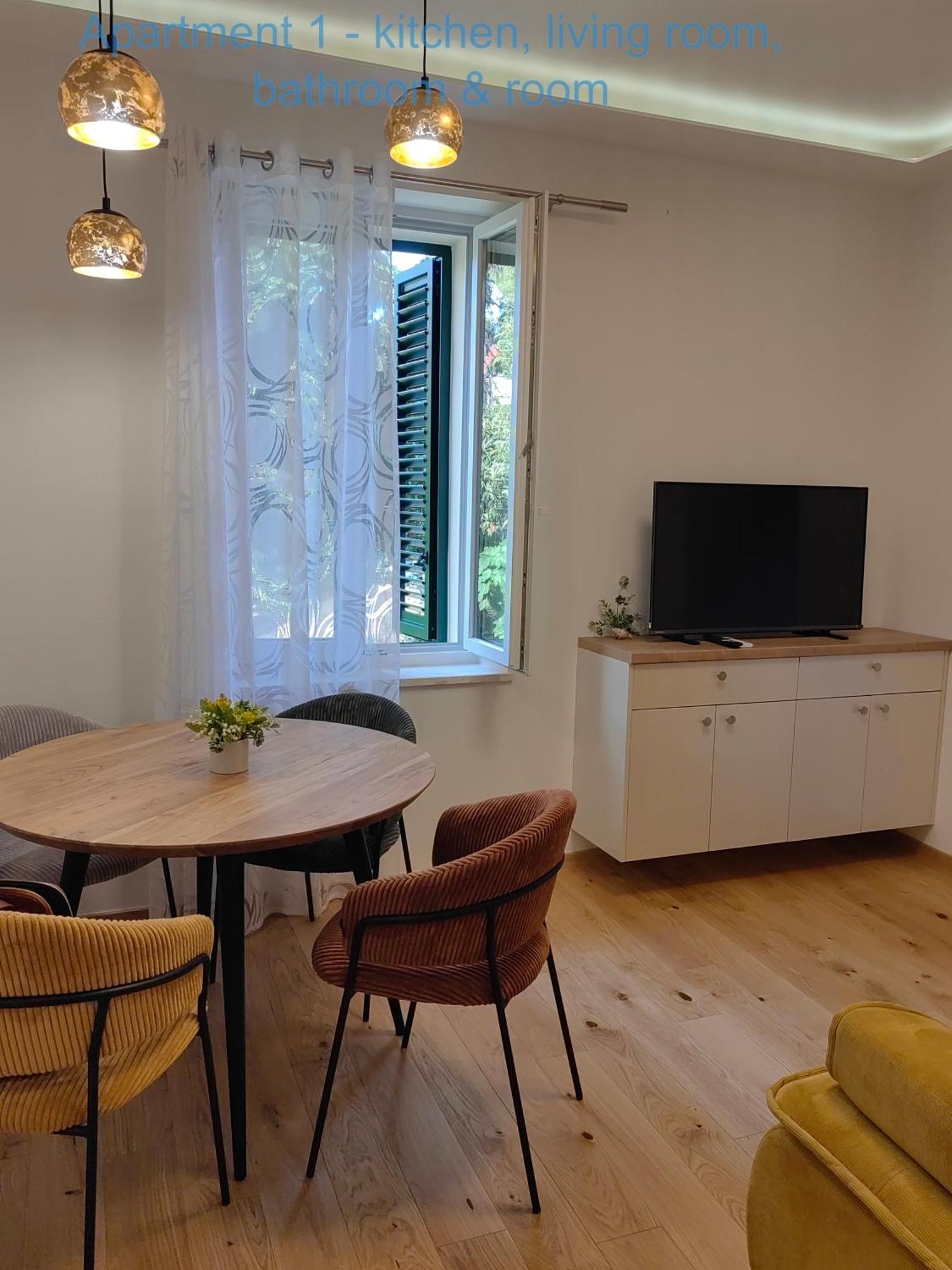 Relax And Enjoy Apartments Split Luaran gambar