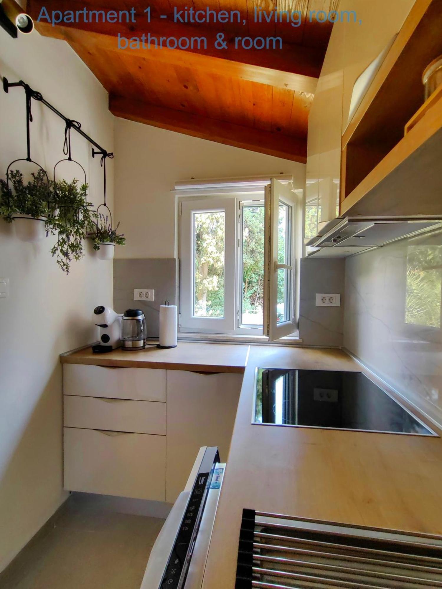Relax And Enjoy Apartments Split Luaran gambar